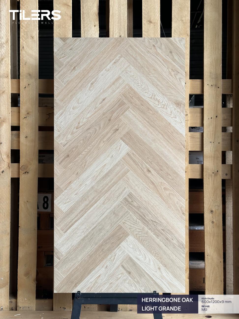 TILERS HERRINGBONE OAK LIGHT GRANDE - MATT 0612 (1)